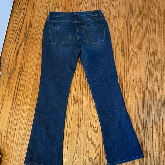 Jag low rise flare leg size 6p jeans - Picture 5 of 5